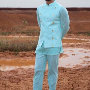 Blue Cut Pipe Embellished Pine Bundi Jacket Set For Men