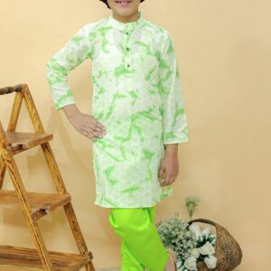Green Tie And Dye Print Kurta With Pajama (Set of 2)