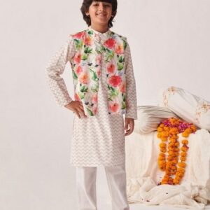 White Printed Kurta With Pants (Set of 2)